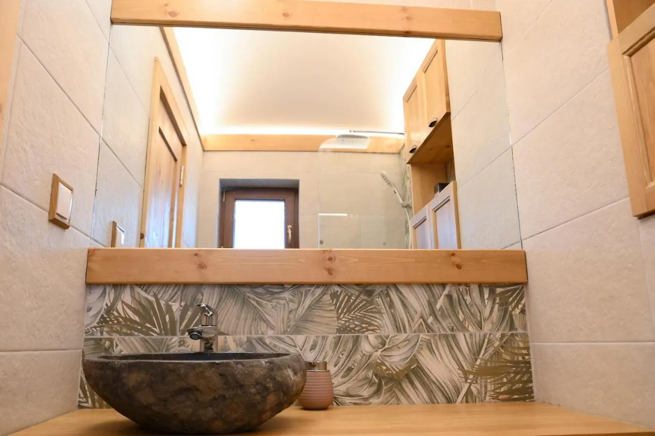 Villa Raphael With Jacuzzi Near The Pirin Golf Resort Bansko