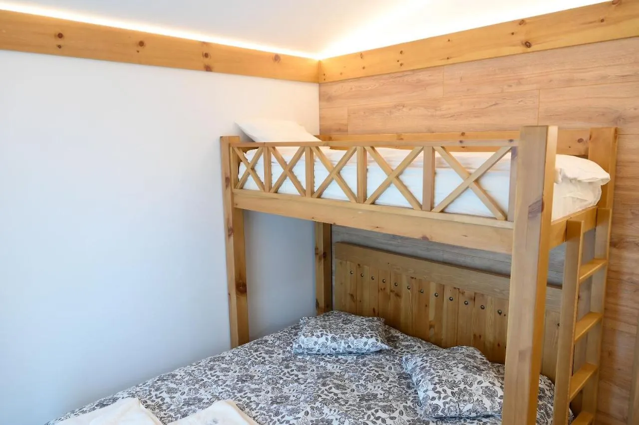 Villa Raphael With Jacuzzi Near The Pirin Golf Resort Bansko
