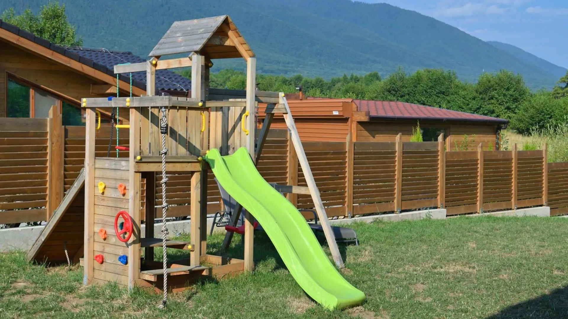 Villa Raphael With Jacuzzi Near The Pirin Golf Resort Bansko